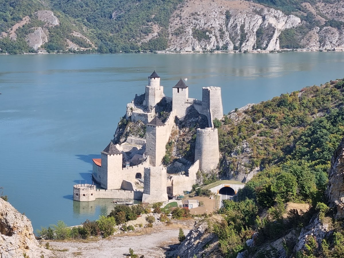 Обзорная площадка на Голубацкую крепость — фото