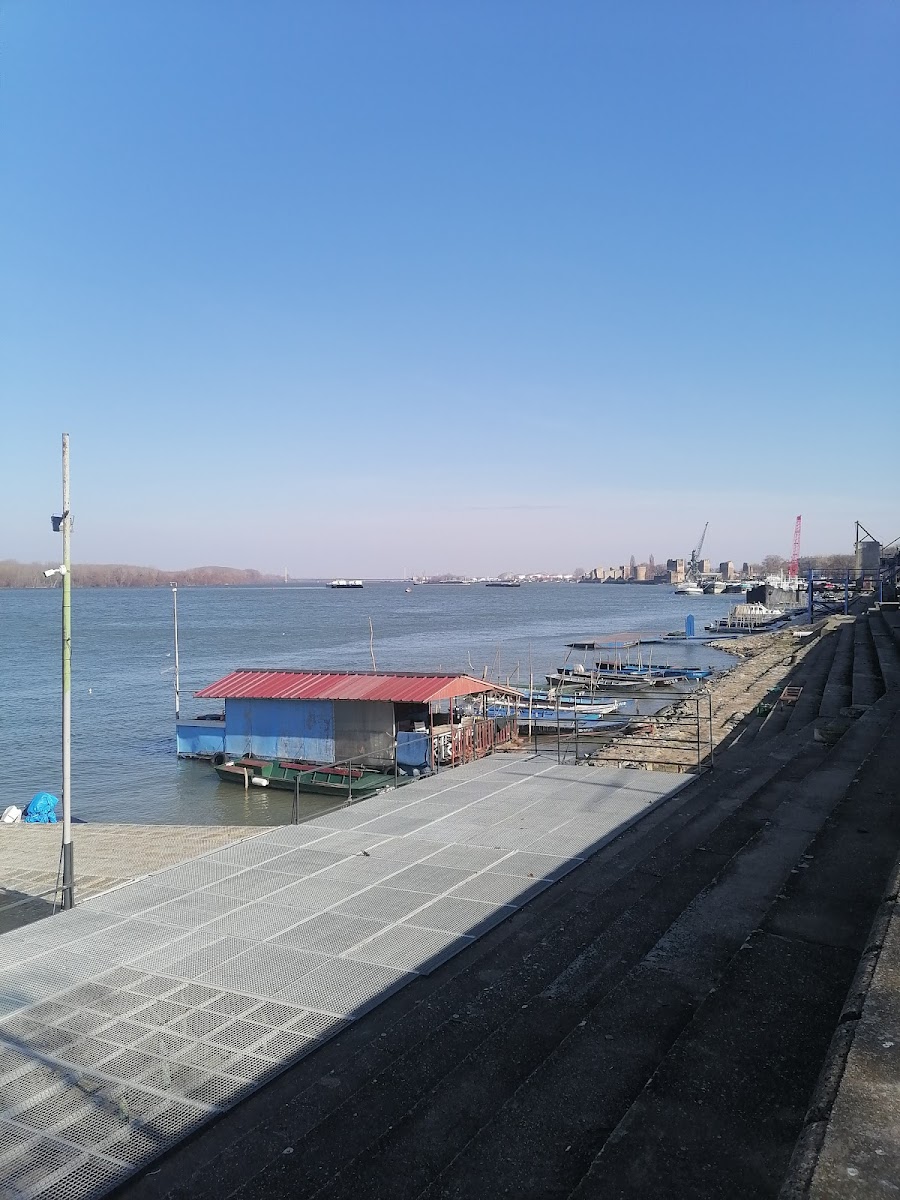 Судоходный клуб Металак — фото
