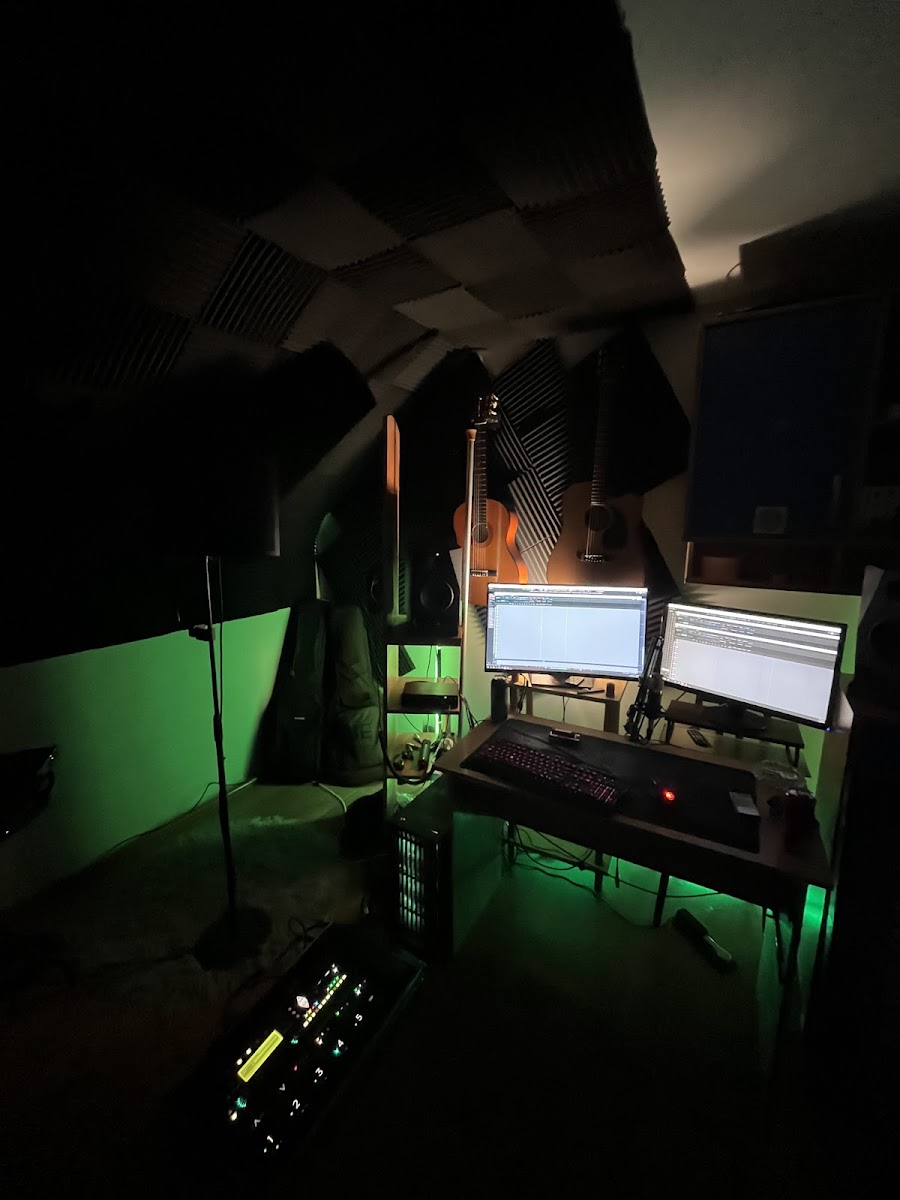 Night Wave Studio