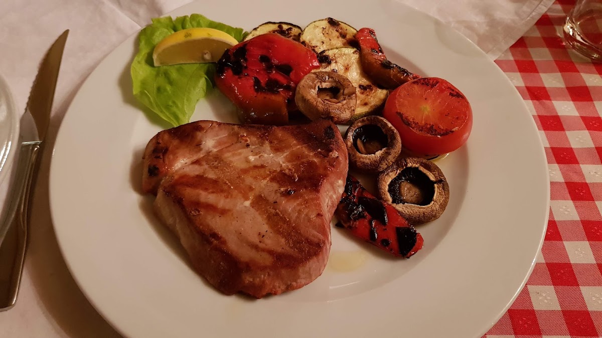 Tavern Tinel — photo