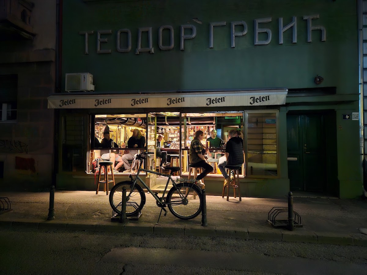 DV — photo