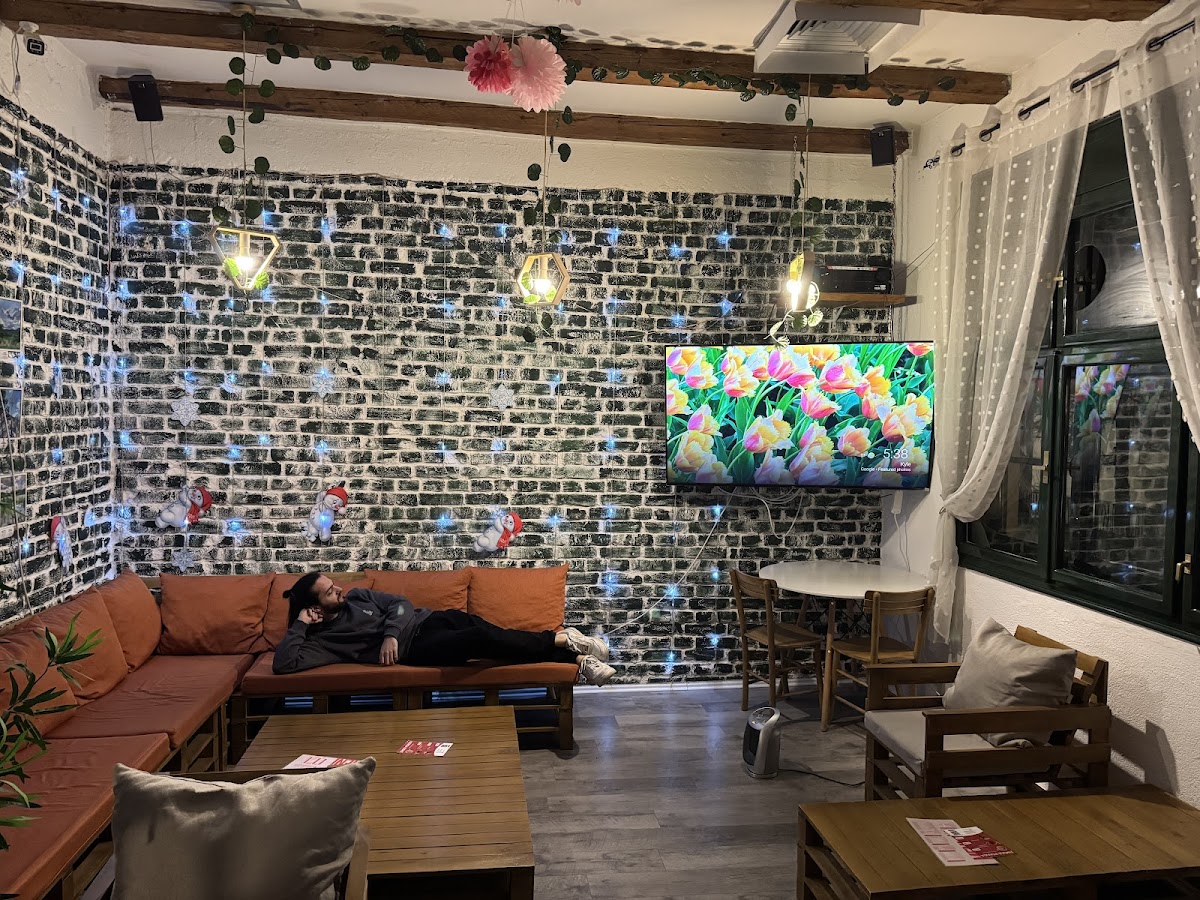 Anticafe Nis — fotografija