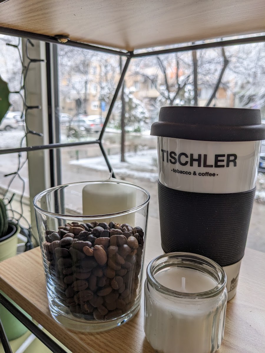 Tischler tobacco & coffee — photo