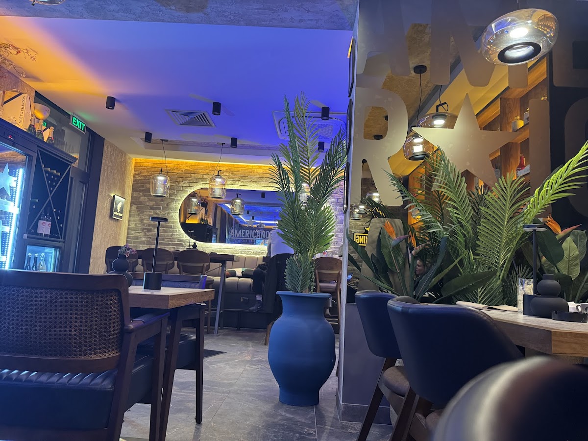 Americano Lounge — photo