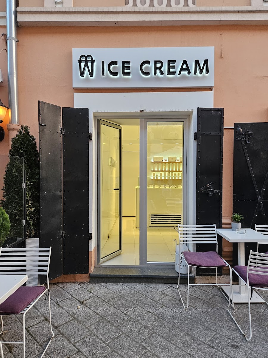 Cream — fotografija