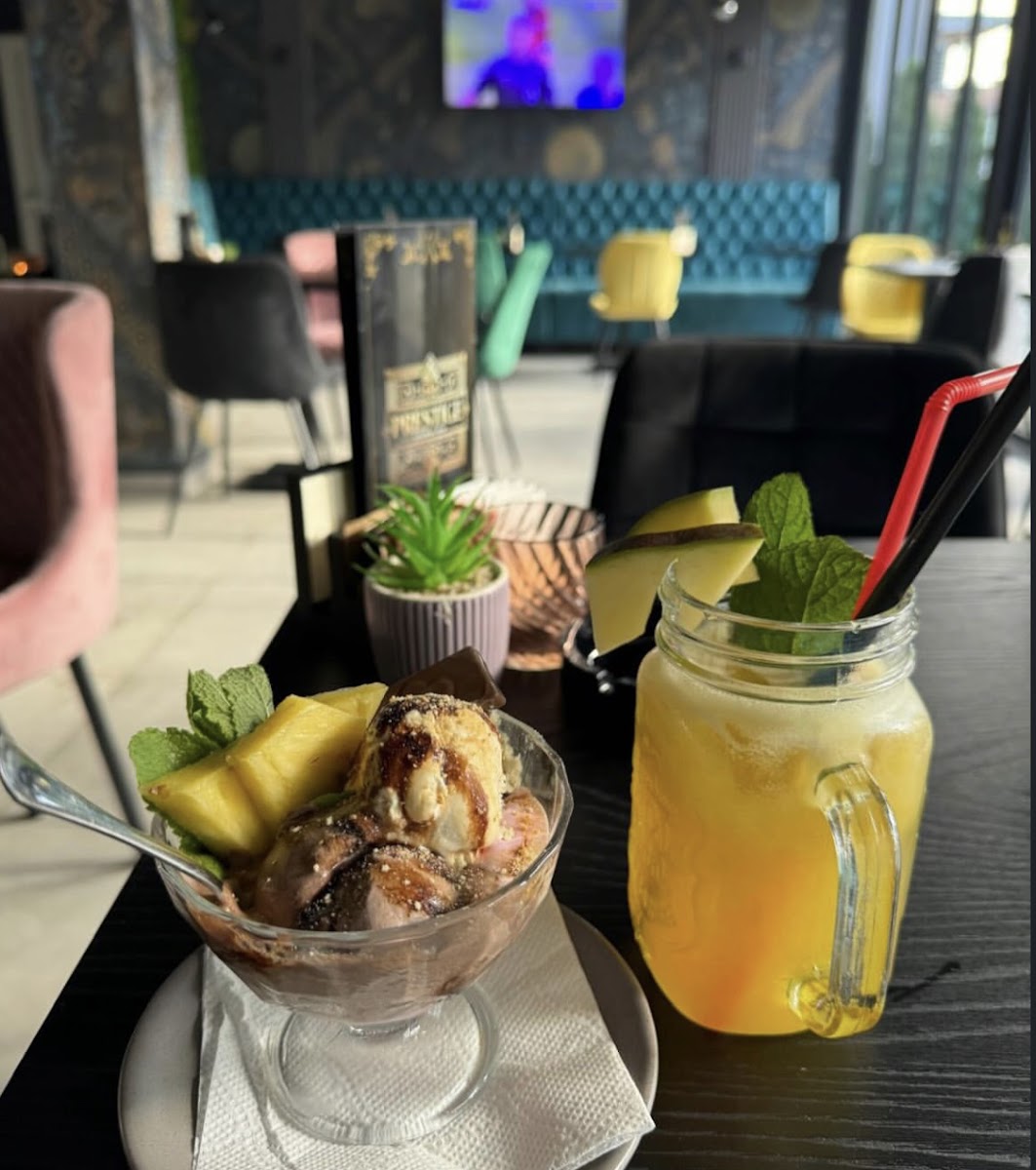 Prestige Lounge Bar — fotografija