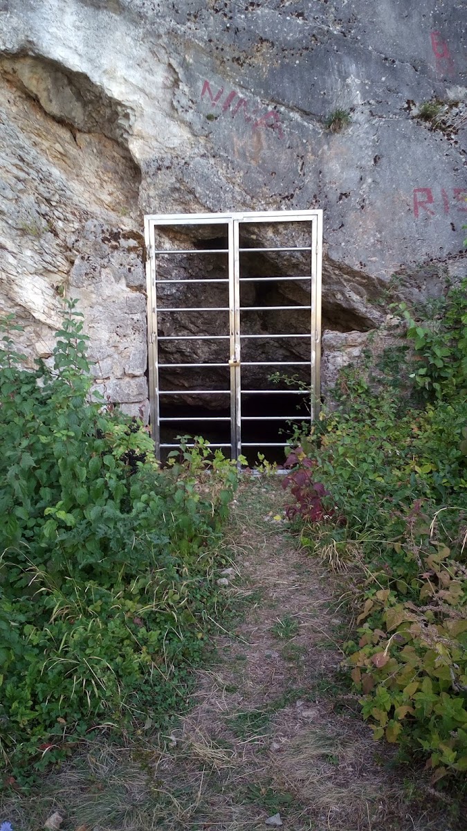 Преконошская пещера — фото