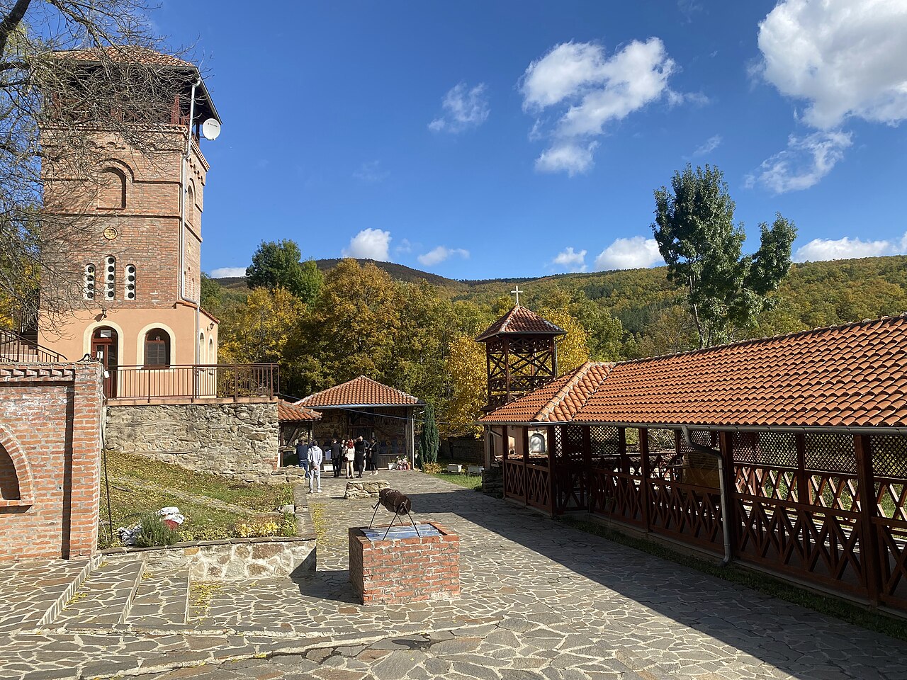 Природная территория комплекса Яшуньских монастырей — фото