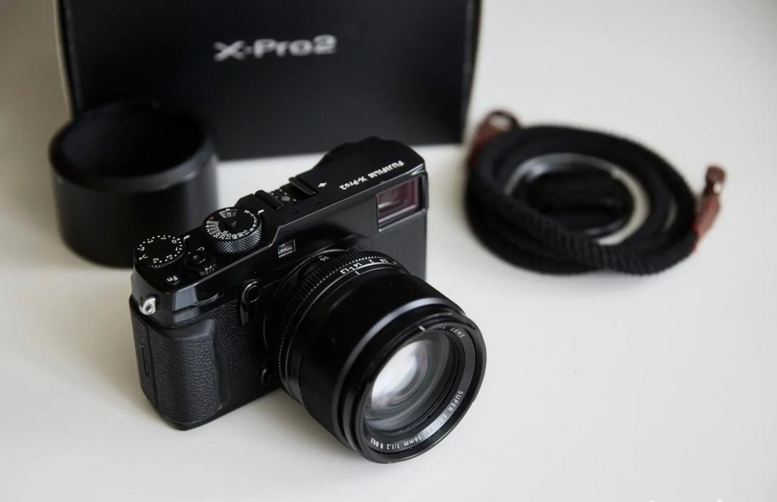 Продаю свой комплект: фотоаппарат Fujifilm X-Pro2 и светосильный портретник Fujinon XF 56mm f/1.2 R. — фото