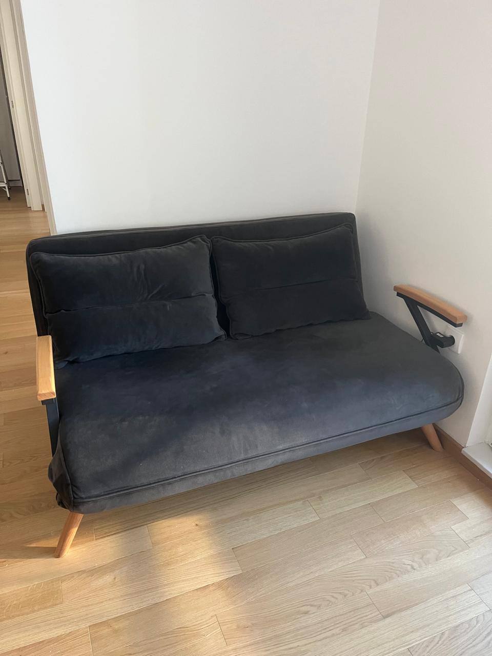 Sofa for sale. — photo