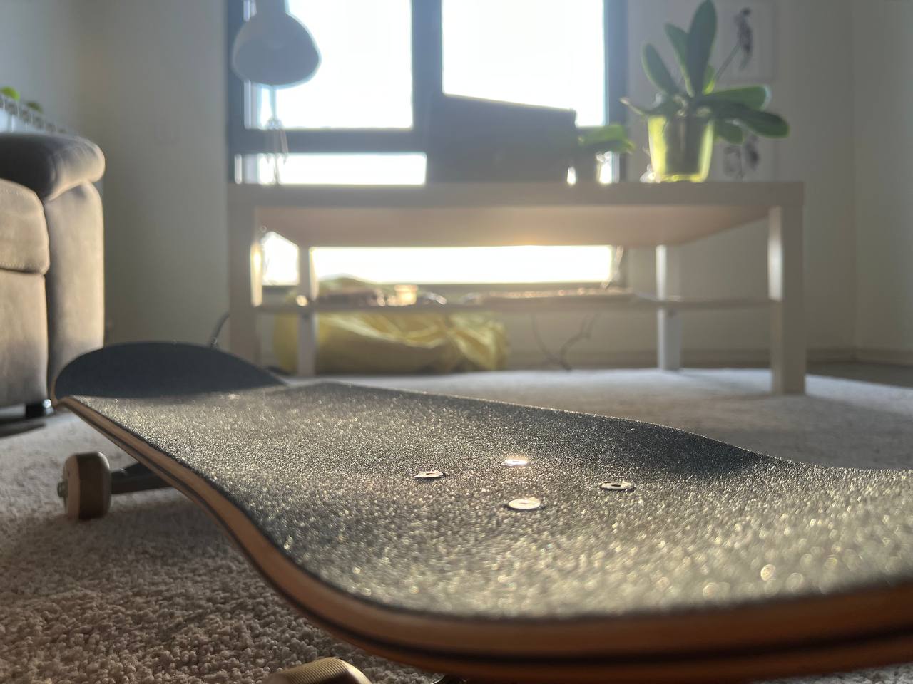 I'm selling a skate for 7500. — photo
