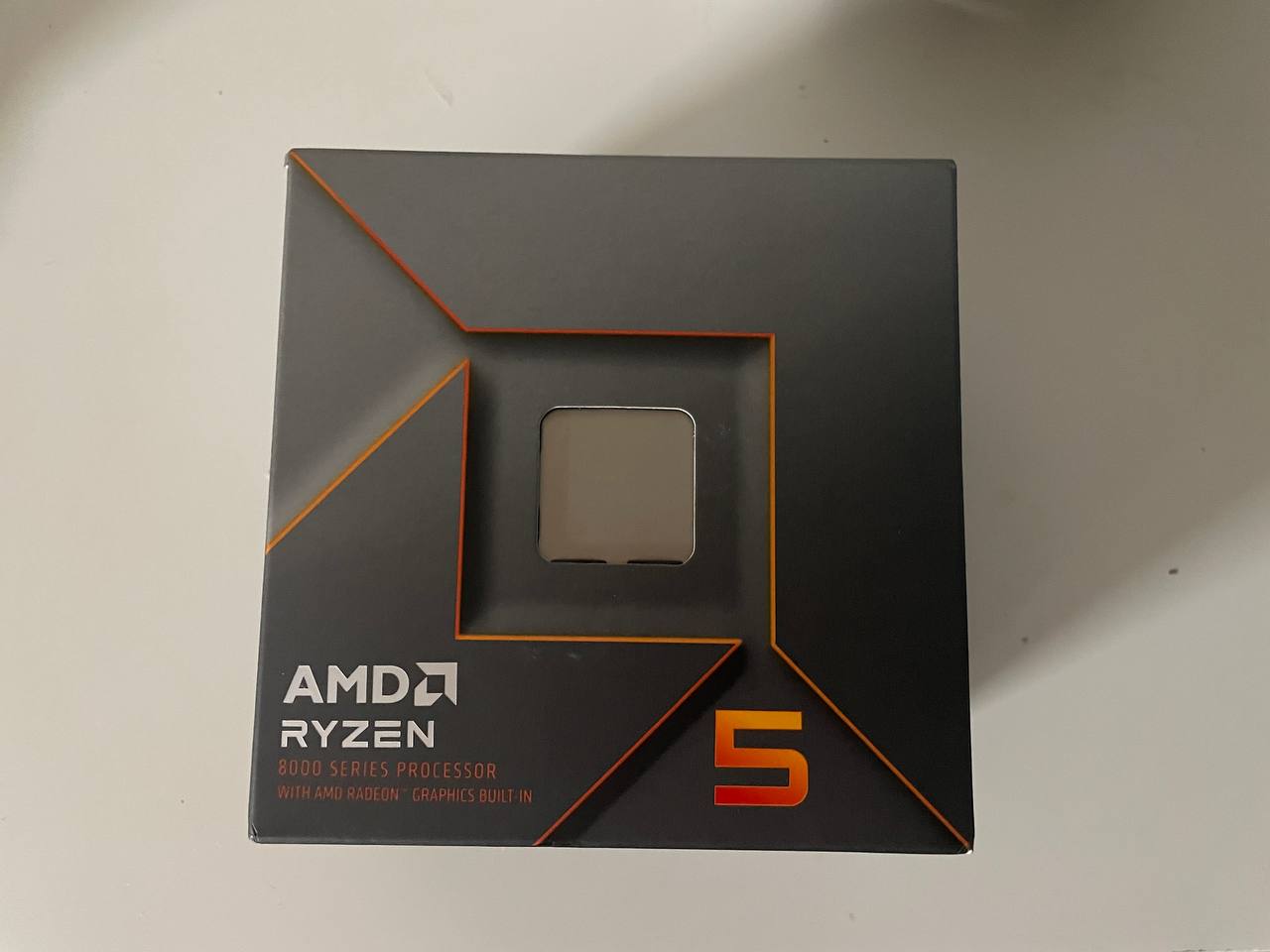 Продам: Процессор Amd Ryzen 5 8500g Сокет am5 Полный комплект (box) с кулером Цена: 15000din Вентилятор корпусной Arctic P14 Pro Reverse A-RGB (белый) Новый, был комплект из трёх, один лишний Цена: 20 — фото