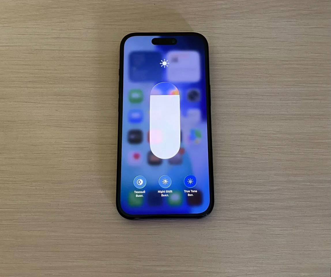 Всем привет 👋🏼 Продаю iphone 15. — фото