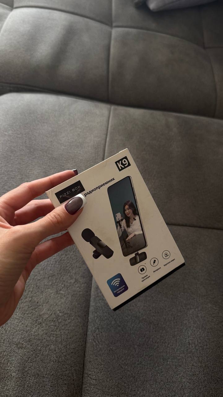 Selling a wireless lavalier microphone for 790 RUR — photo