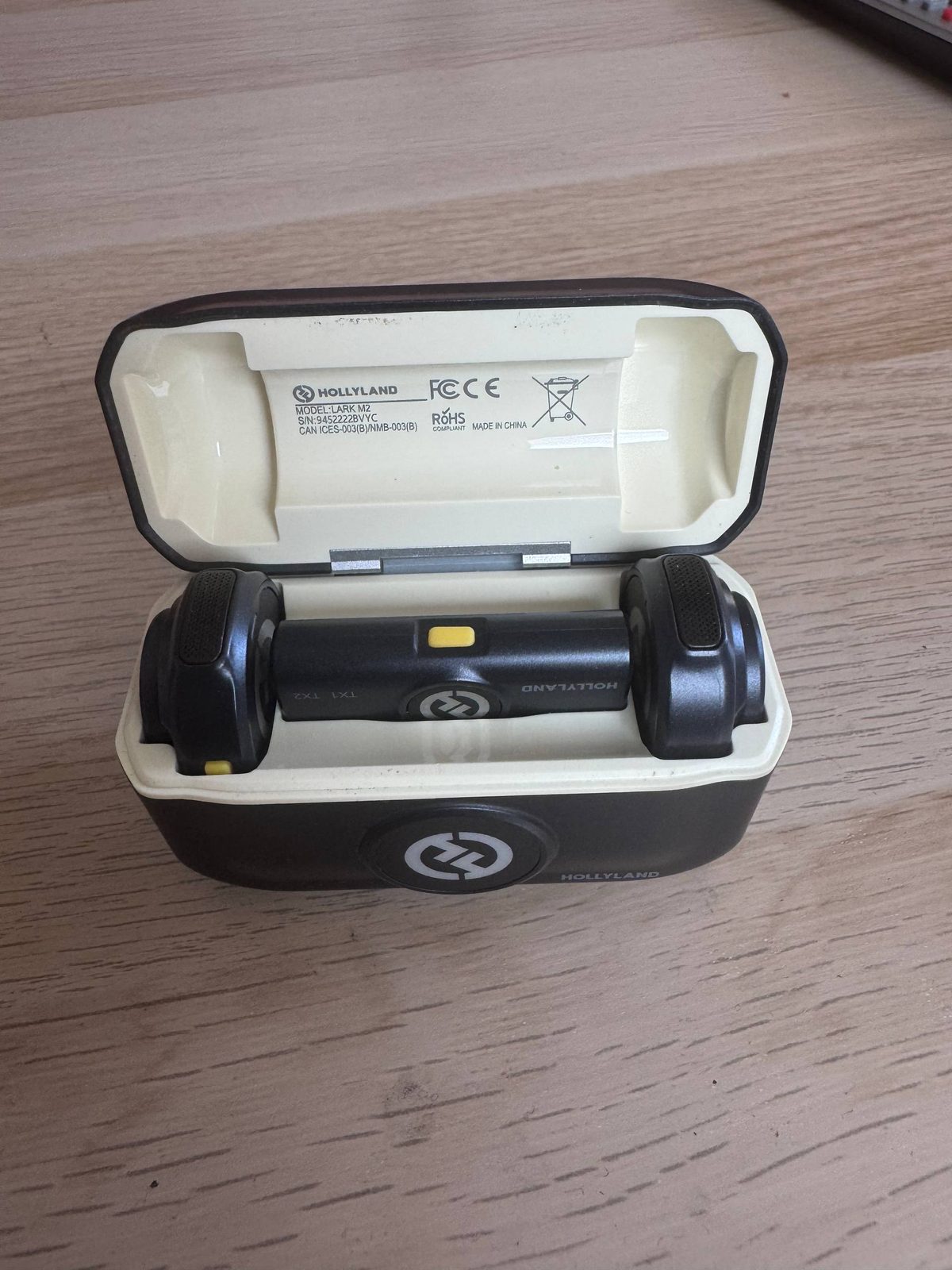 Selling Lavalier Microphone Lark M2 USB-C Black, black matte in perfect condition without complete set 5000 dinar — photo