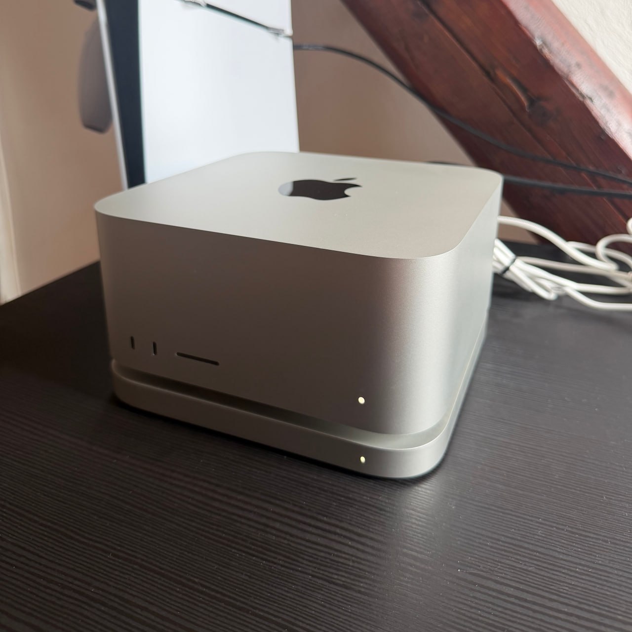 Selling Mac Studio M4 Max (2025) - 36/512 GB Mac Studio in perfect condition, without scratches or signs of use. — photo