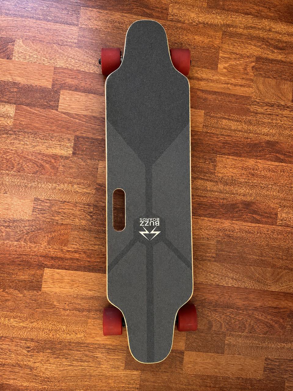 🛹 Electric longboard Buzzboards B2 Selling due to moving. — photo