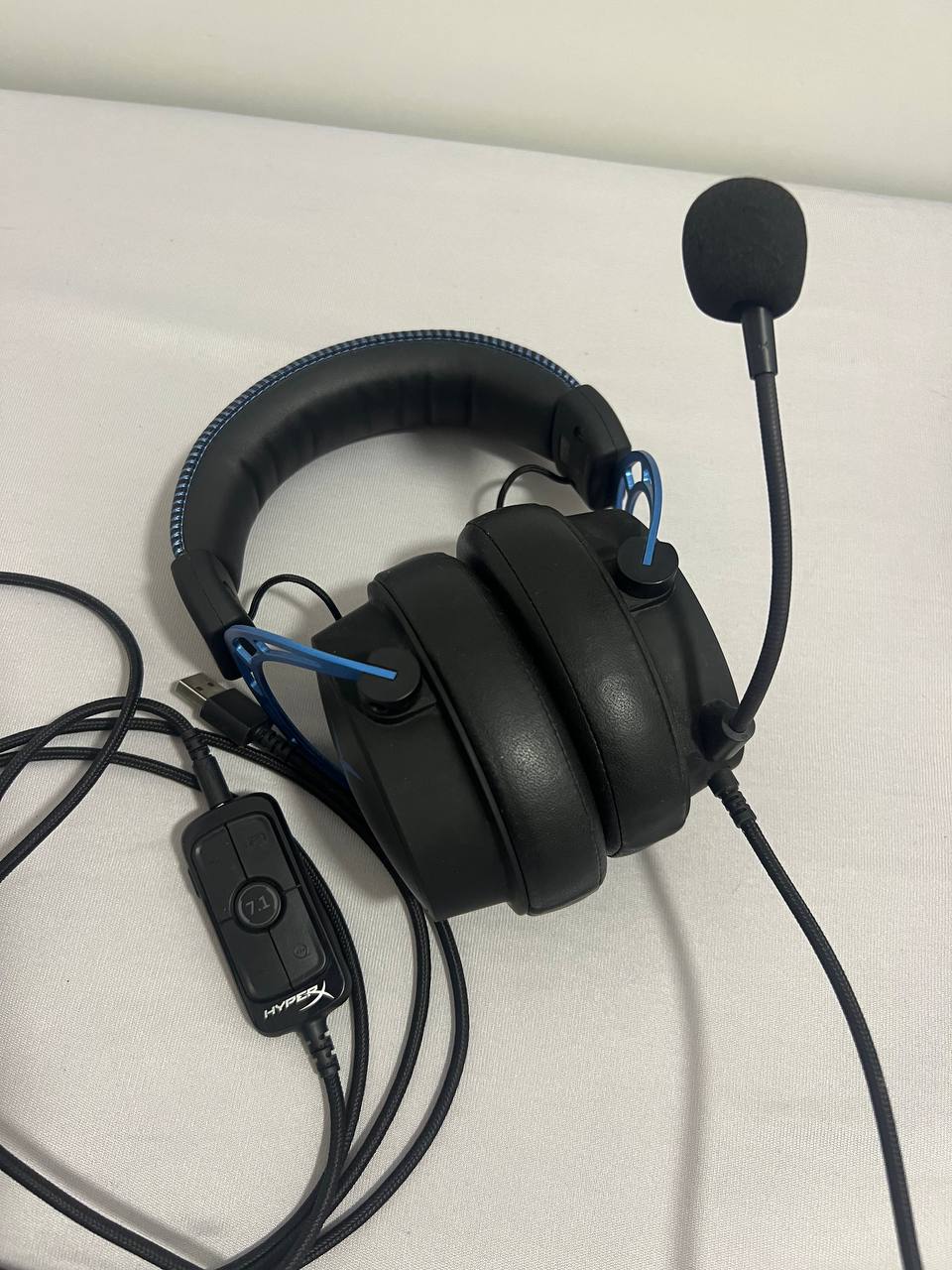 HyperX cloud alpha S slušalice sa mikrofonom, USB Dobro stanje, sve radi, jastučići za uši su kao nove. — fotografija